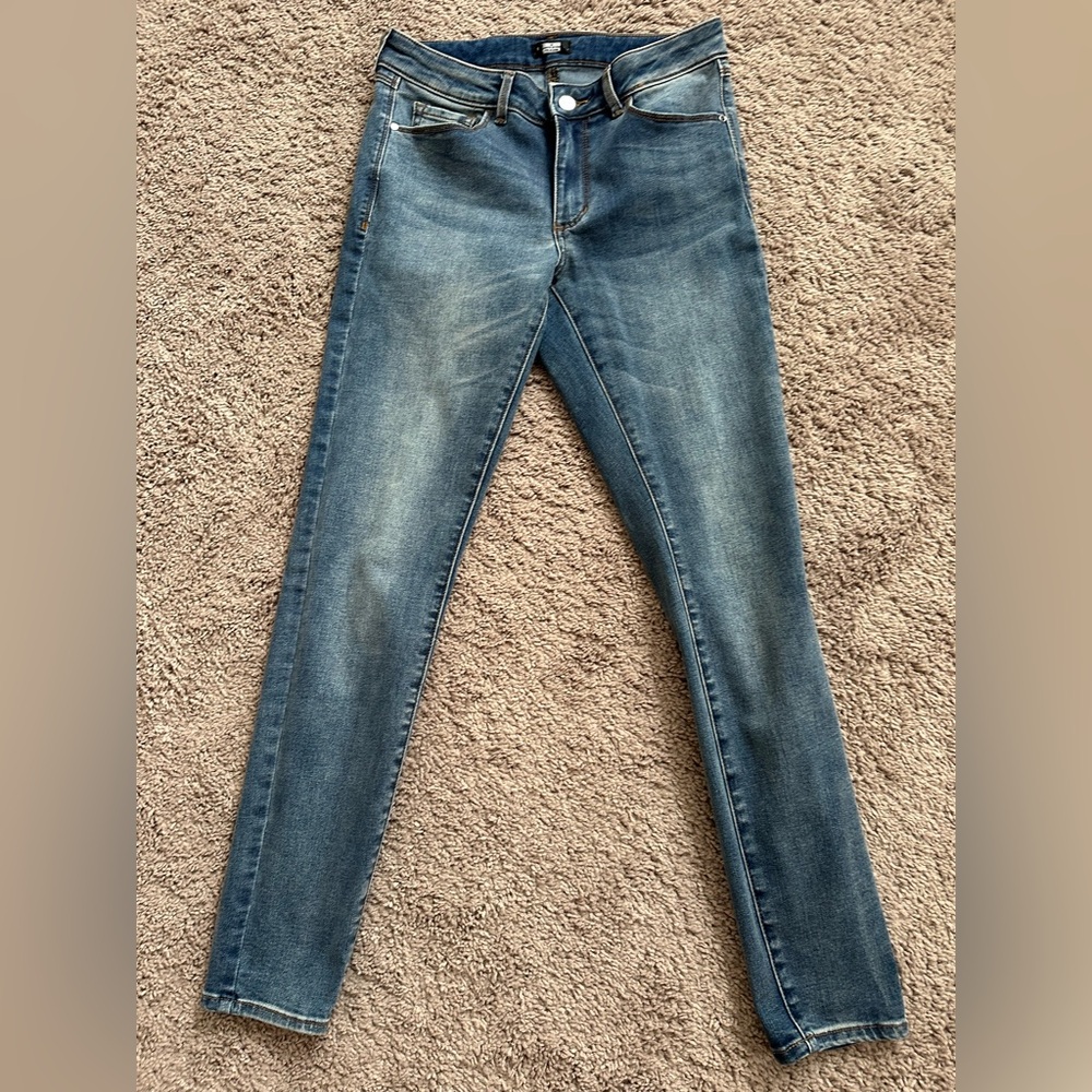 Bebe High-Rise Women's Jeans in Medium Blue